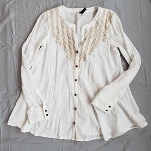 Free People Gauze Lace Trimmed Tunic w/ Brass Butt